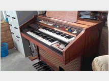 Organo elettronico  farfisa 2 tastiere e pedaliera